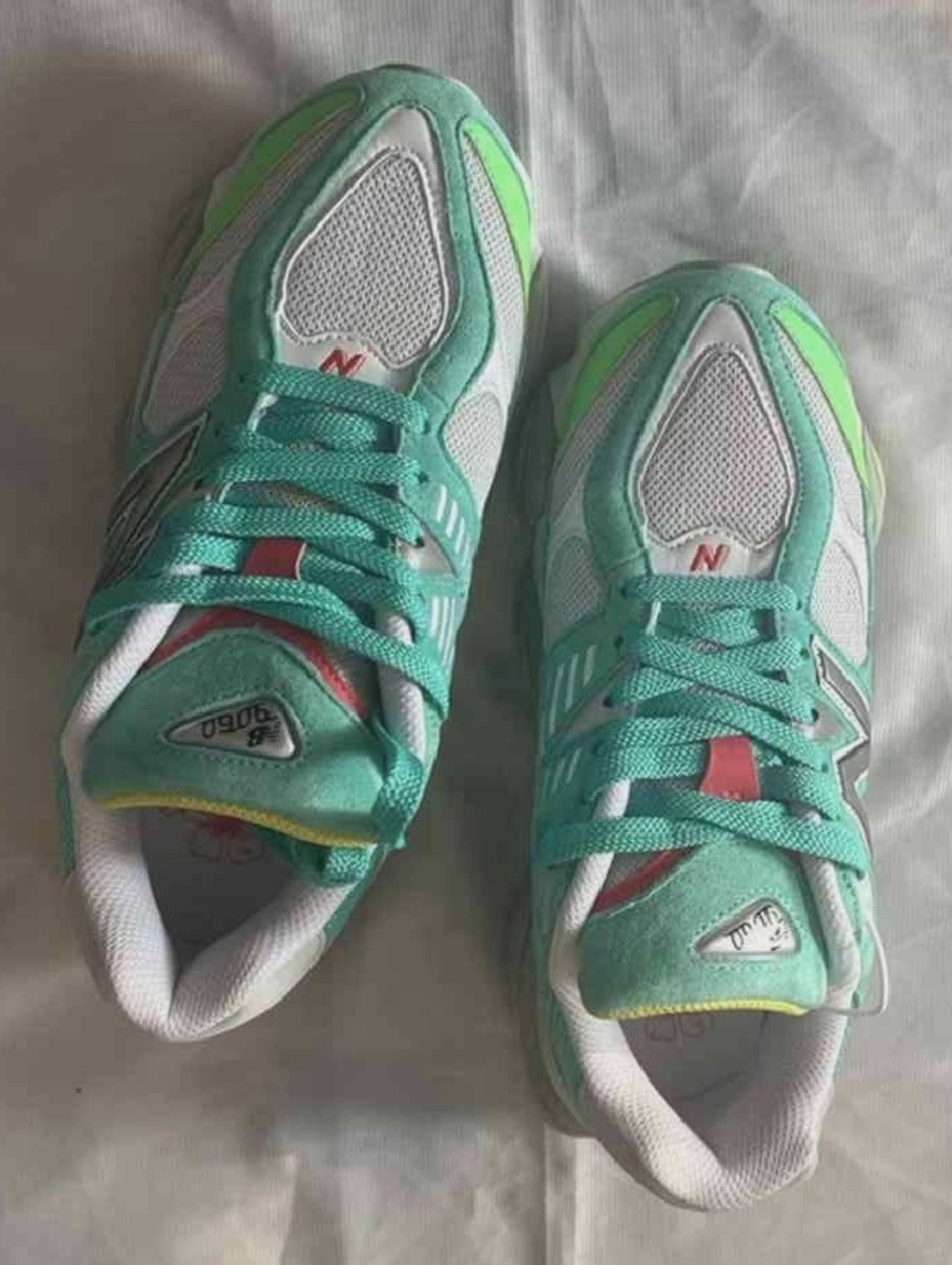 New Balance Aqua Green, White & Neon Accent Running Shoes - Picture 5 of 9
